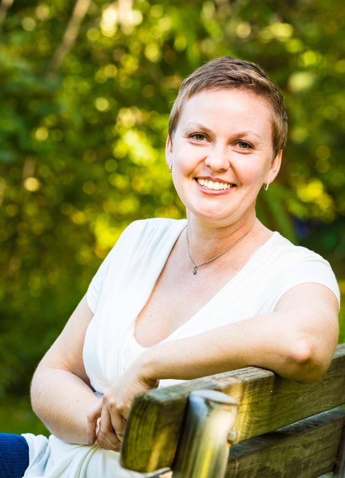 The Horn Book Five questions for Sarah Miller about Violet and Daisy