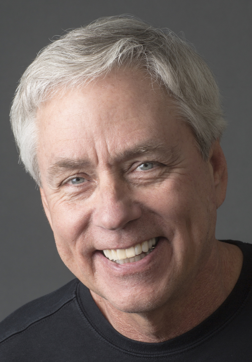 Publishers' Preview: Fall 2023: Five Questions for Carl Hiaasen